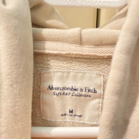 abercombie and fitch sweater - Picture 2 of 2